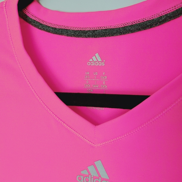 Small Adidas Dri-fit Women's fitted tee - Picture 4 of 5